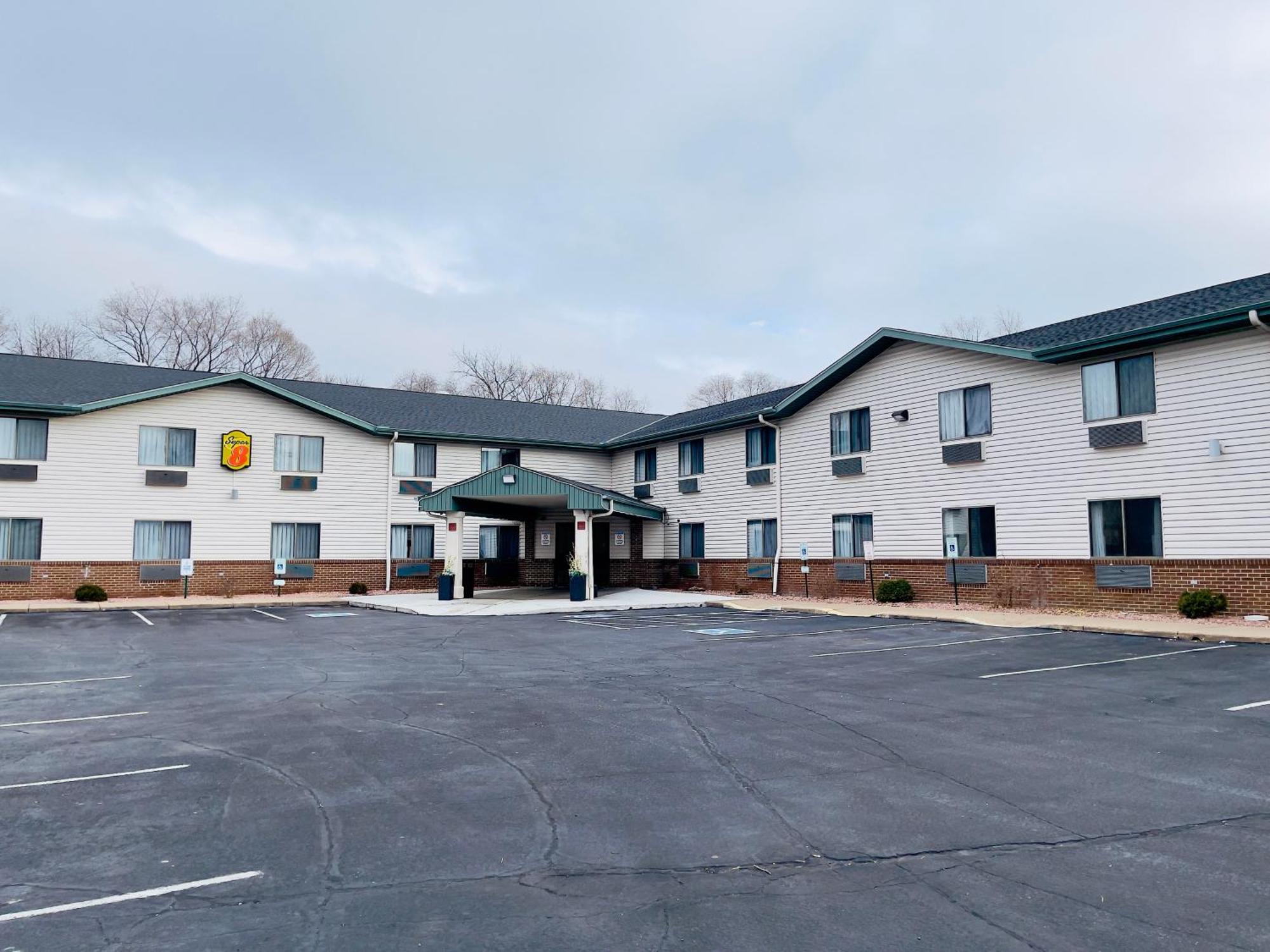 Super 8 By Wyndham Shakopee Hotel Exterior photo